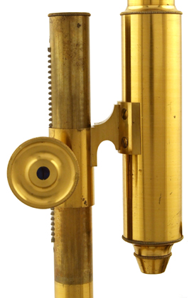 Mikroskop von Utzschneider und Fraunhofer in M&uuml;nchen um 1820: Trieb