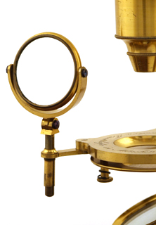 Mikroskop von Utzschneider und Fraunhofer in M&uuml;nchen um 1820: Auflichtlupe