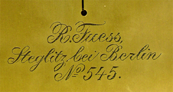 R. Fuess Steglitz bei Berlin Mikroskop No. 545 Signatur