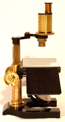 Ernst Leitz Wetzlar: Pr&auml;parierstativ mit bildaufrichtendem Tubus und Handauflagen