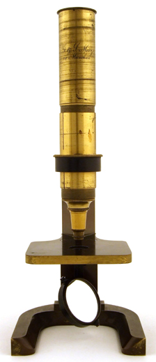 Kleines Hufeisenstativ von G. & S. Merz in M&uuml;nchen