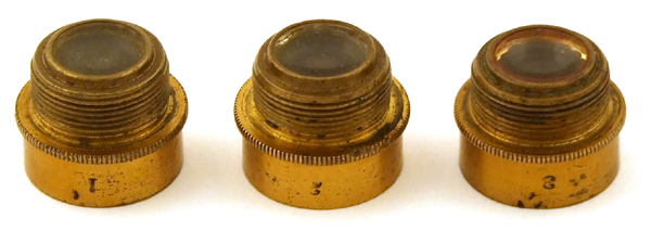 Mikroskop von Simon Pl&ouml;ssl Wien, Linsen des Objektivs