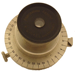 R. Winkel G&ouml;ttingen: Polarisationsapparat f&uuml;r Mikroskop