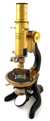 Polarisationsmikroskop KM von Ernst Leitz Wetzlar